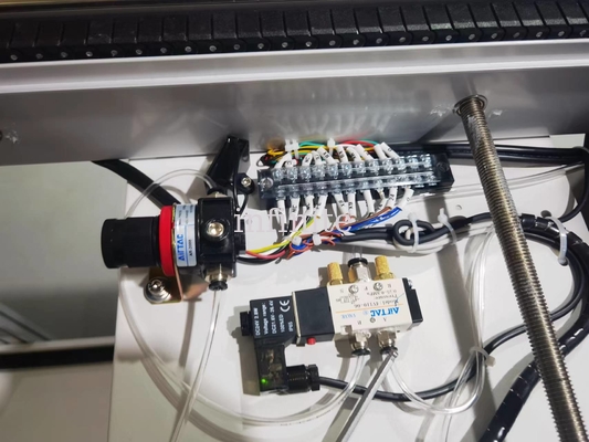 Macchina per caricatore di riviste SMT da 610 * 460 mm per PCB di dimensioni XXL
