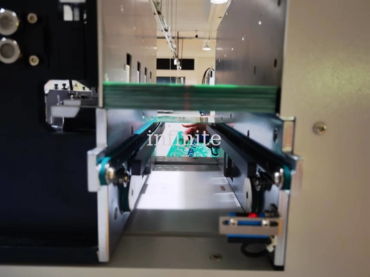 50 * 50mm SMT Magazine Loader Upper PCB Stacker CE per PCB spesso 0,6 mm